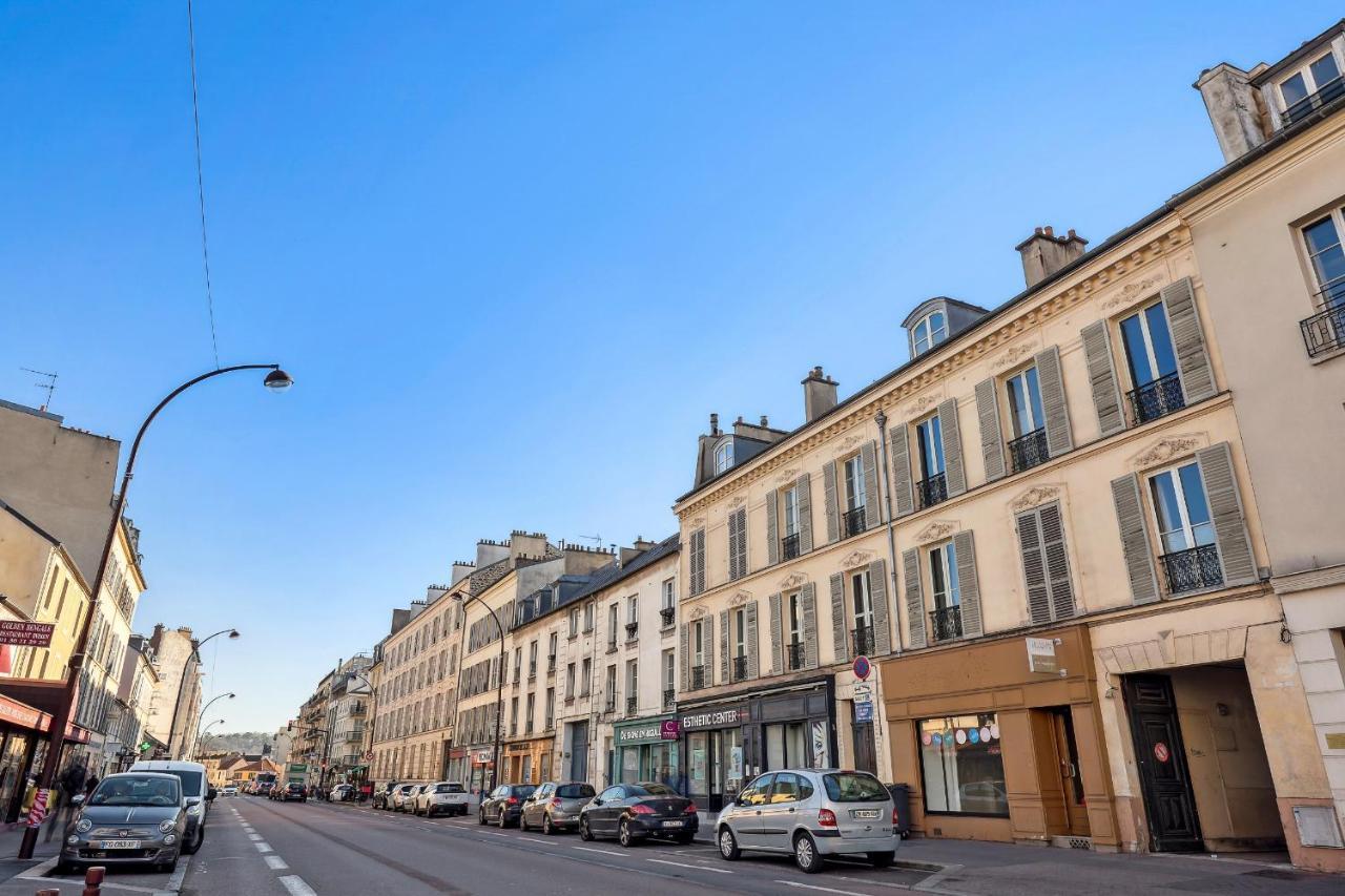 Le Montesquieu Lägenhet Versailles Exteriör bild