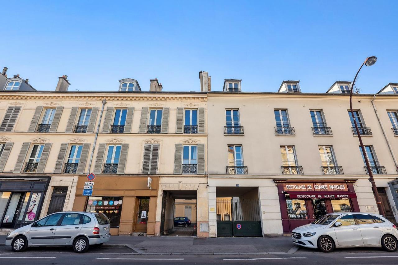 Le Montesquieu Lägenhet Versailles Exteriör bild
